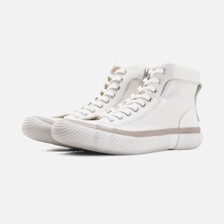 457 Sneaker // White (US: 4.5)