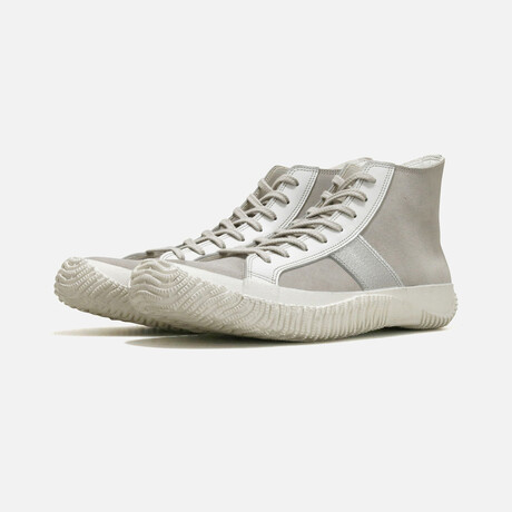 465 Sneaker // Light Gray (US: 4)