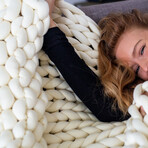 Yaasa Serenity Hand-Knit Weighted Blanket // Ivory (15lb)