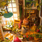 DIY Mini House // Miller's Garden