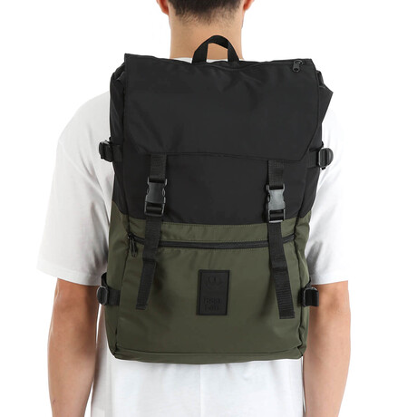 Castor Backpack // Black + Green
