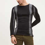Elongated Contrasting Sweater // Black (L)