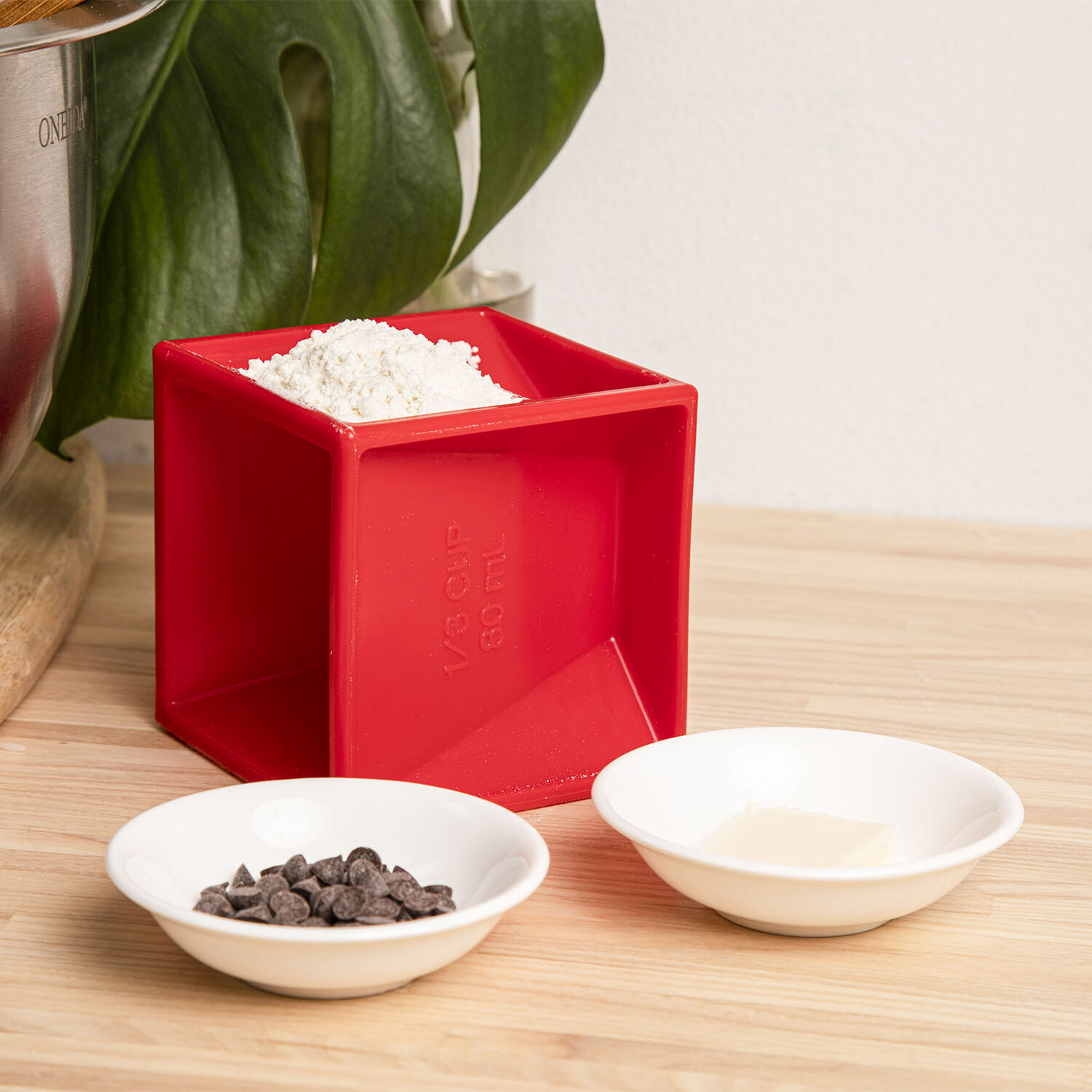The Kitchen Cube: All-in-1 Measuring Device