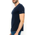 Quinn V-Neck Short Sleeve T-Shirt // Navy (L)