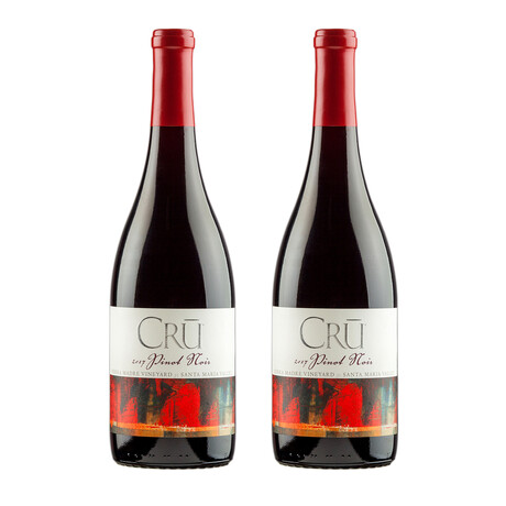 2017 Sierra Madre Vineyard Pinot Noir // Set of 2 // 750 ml Each