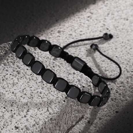 Hematite Stone Macrame Bracelet // Black