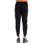 Mika Jogger // Black (XL)