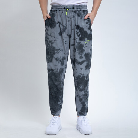 Spray Dye Tapered Pants // Gray (XS)