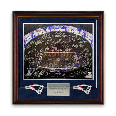 New England Patriots // Team Signed + Framed LIII Photograph