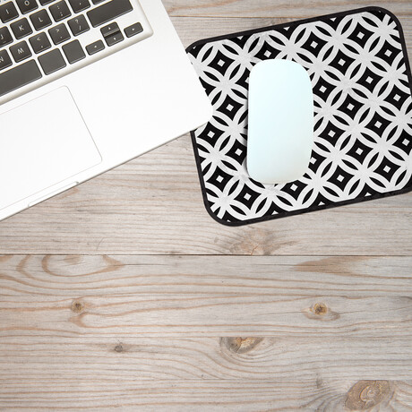 Rockefeller Vinyl Office Accessories // Leith (Mouse Pad - 7.7"Ø)