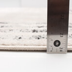 Pietra // Ivory (7'3"L x 5'3"W)