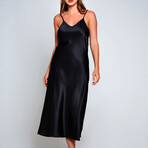 iCollection // Satin Pull Over Long Gown // Black (Small)