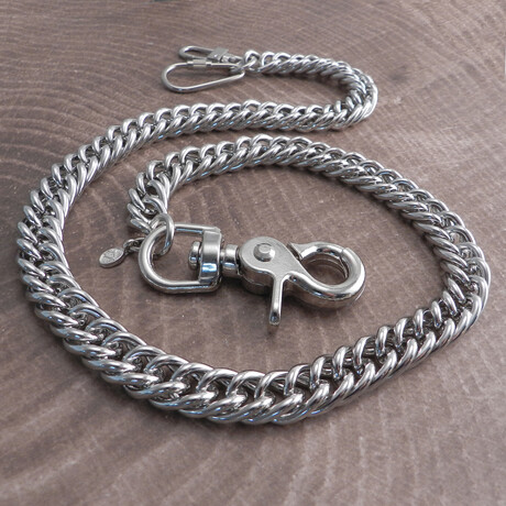 Coil Wallet Chain (16")