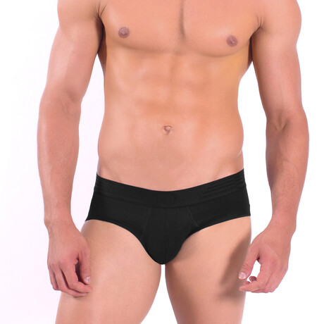 O-Line Lift Brief // Black (XS)