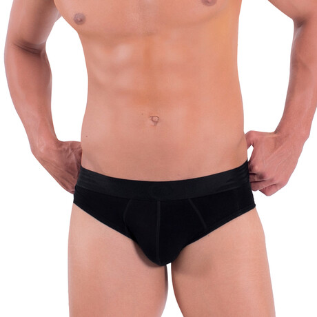 O-Line Padded Brief // Black (XS)