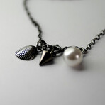 Shell + Pearl Pendant Necklace // 15.7" // Silver
