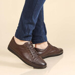 855MA226 Sports Shoes // Brown (EU Size 40)