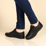 662MA03 Casual Shoes // Black (EU Size 38)