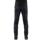 Model 4 Jean // Indigo (32WX34L)