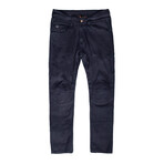 Model 4 Jean // Indigo (32WX34L)