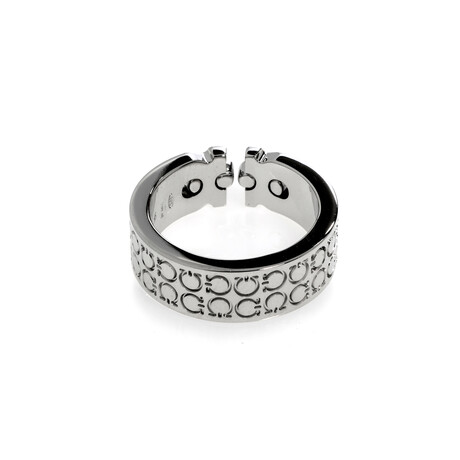 Gancini Sterling Silver Thin Logo Ring // Ring Size: 6 // Store Display