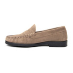 Chance Mocasin // Taupe (Euro Size 40)