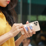 PICKPOD // Wireless Earphone Holder // Blue