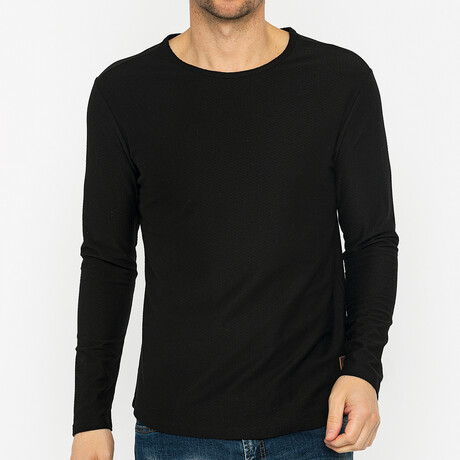 Finley Round Neck Long Sleeve T-Shirt // Black (S)