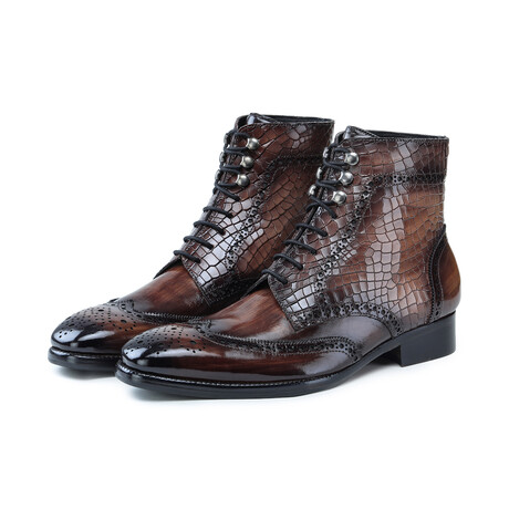 Wingtip Lace Up Boots // Brown (US: 8)