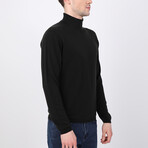 Isaiah Pullover // Black (XS)