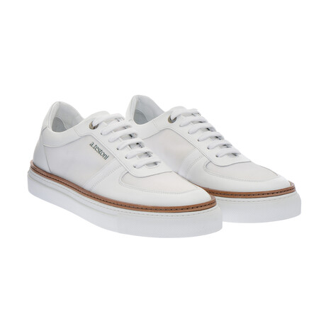 Court Tennis Shoes // White (40)