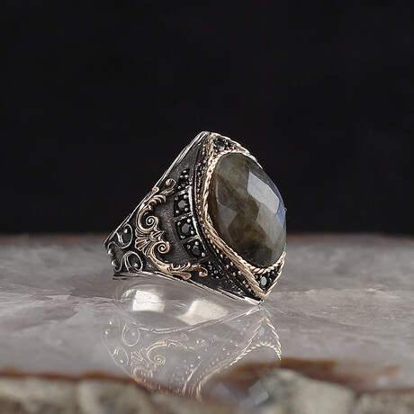 925 Sterling Silver + Labradorite Ring (5)