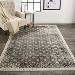 Kiba Distressed Ornamental (2'2" x 3' Accent Rug)