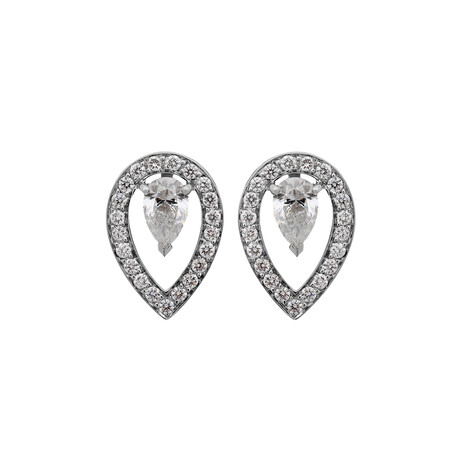 Lovelight 18k White Gold Diamond Earrings // Store Display