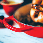 Signature Oval Baker // 3 qt. (Flame)