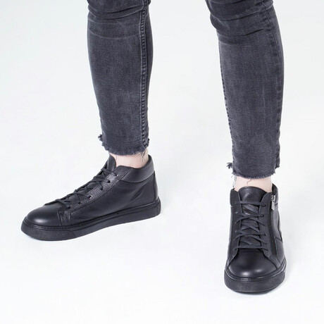 Leo Boot // Black (Euro Size 46)