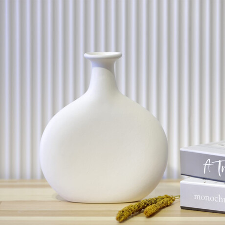Capella Ceramic Vase // White