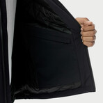 The Very Warm // Unisex Fly Weight Coach // Black (L)