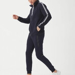 350132 SWEATSHIRT // Navy Blue (Small)