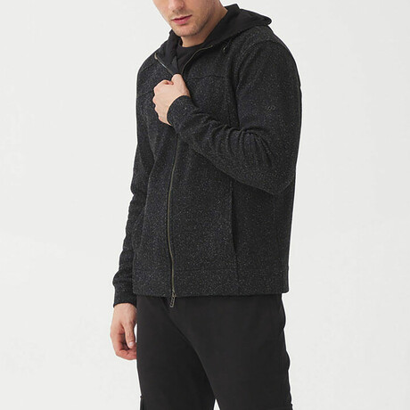 350126 SWEATSHIRT // Black (Small)