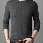 Trevin Sweater // Dark Gray (L)