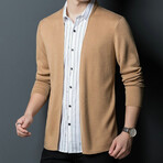 Isiah Shirt + Cardigan Set // Khaki (M)