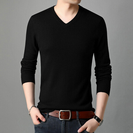 Larry Sweater // Black (XS)