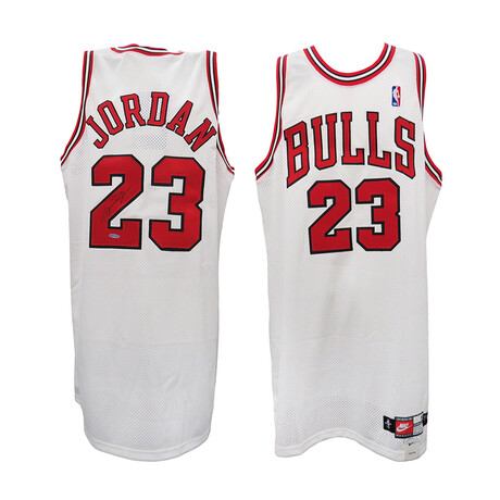 Michael Jordan // Signed Chicago Bulls White Nike 1997-98 Style Basketball Jersey