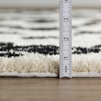 Addison Calabar Transitional Abstract Diamond Snow (3'6" x 5'6" Area Rug)