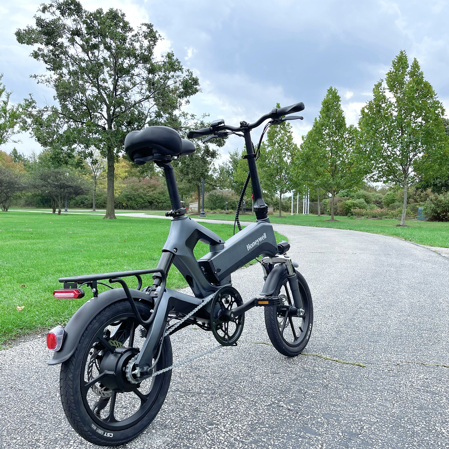 Dasher Foldable Bicycle (Silver) - Honeywell Dasher Foldable E-Bike - Touch of Modern