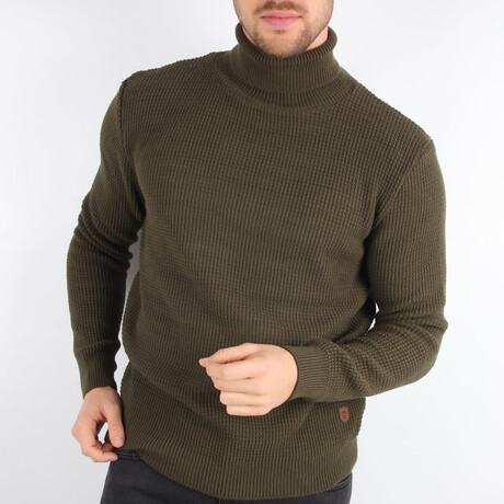 Slim Fit Turtleneck Sweater // Olive (Medium)
