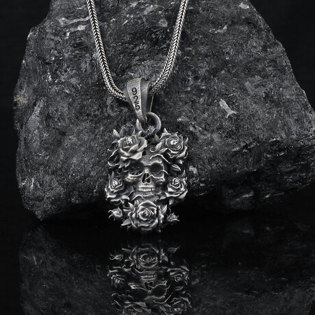 Skull and Rose Necklace