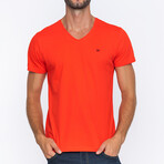 Side Logo V-Neck T-Shirt // Red (M)