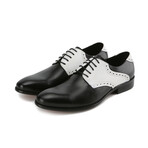 Brogue Contrast Dress Shoe // Black + White (Size 8)